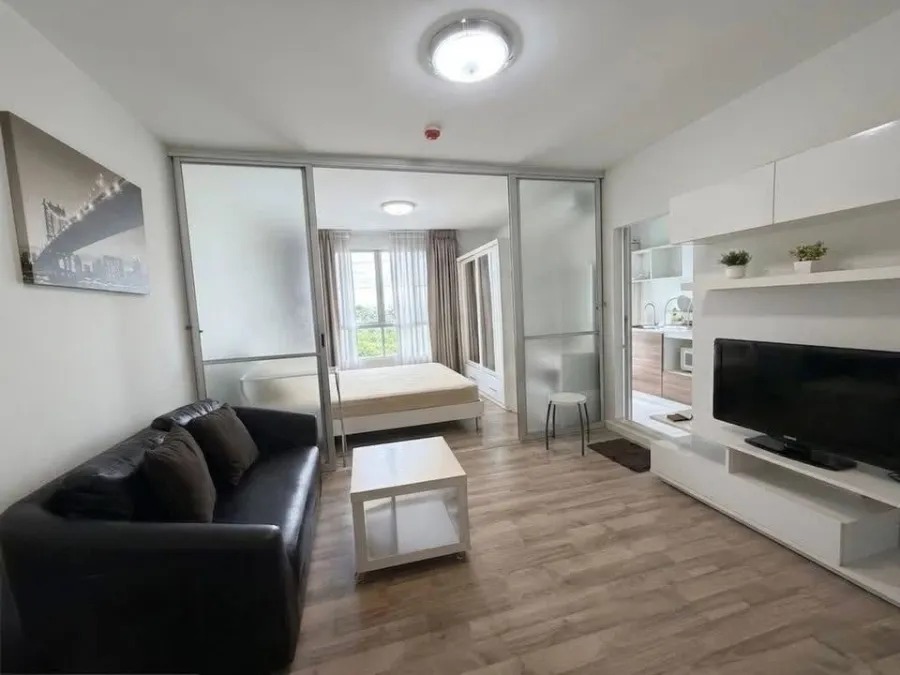 For sale or rent: D Condo On Nut - Rama 9. Excellent condition, fully furnished with appliances. Don't miss out!