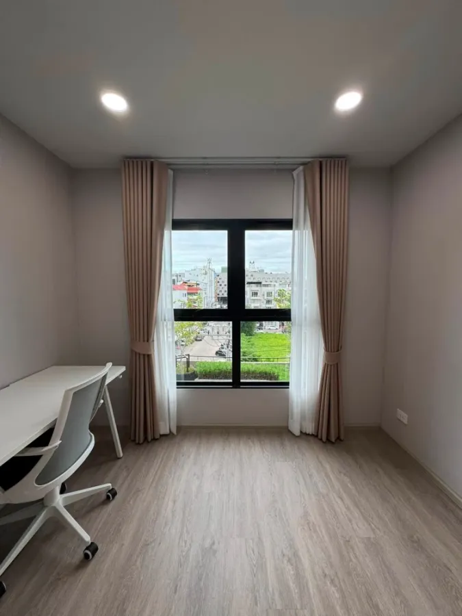 For rent: Supalai Sense Srinakarin, 5th floor. A lovely unit, fully furnished. Book now!