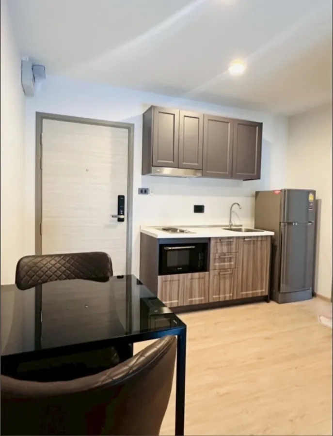 For rent: Premio Quinto (Premio Quinto), ready-to-move-in room, comes with complete facilities, book now, don't miss out!!