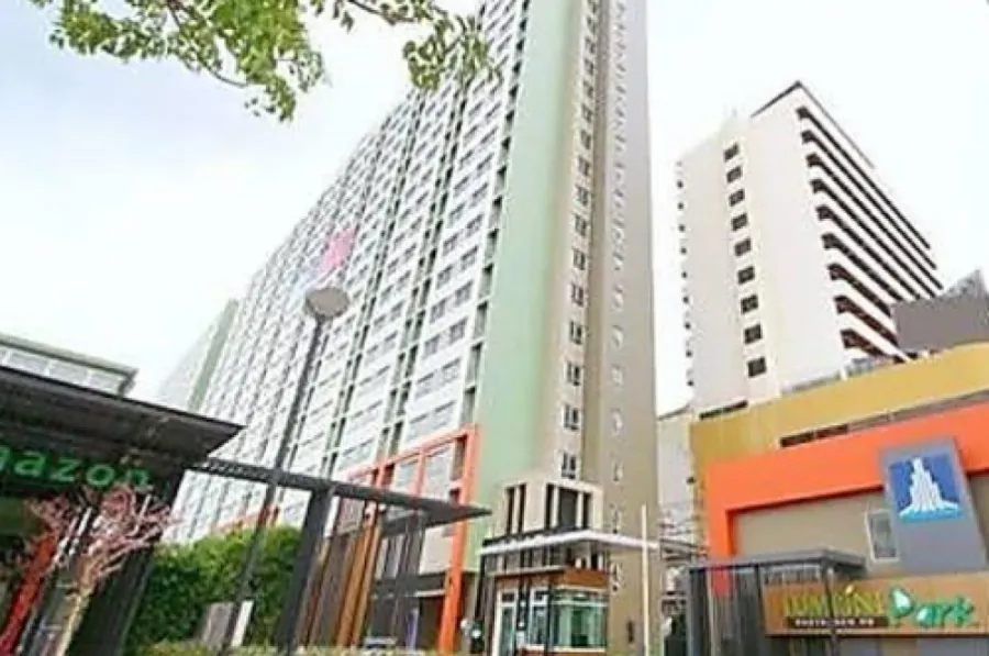 For rent, Lumpini Park Petchkasem 98, 6th floor, Building D, beautiful room, nice to live in, just bring one bag, don't wait.