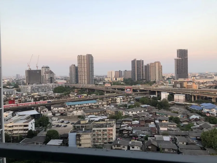 For rent, Aspire Sukhumvit 48, 15th floor, minimalist style room. Fully furnished, book now.