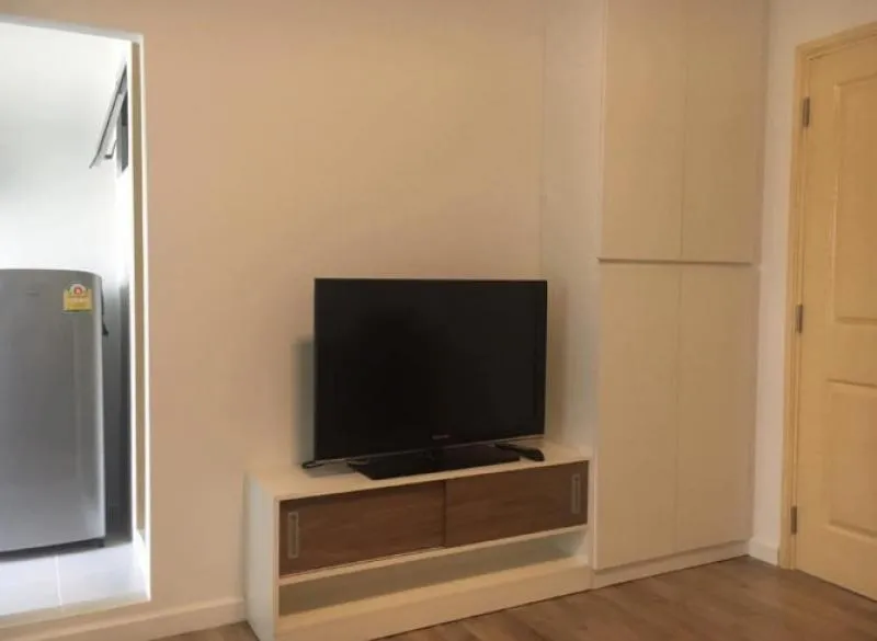 For rent D Condo Rama IX - On Nut, 1st floor, beautiful decoration, fully furnished, ready to move in.