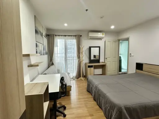 Selling Regent Home Bangson, corner unit, less crowded, spacious living area, and fully furnished. Book now!