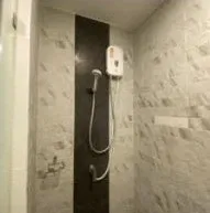 Condo Ken Attitude Rattanathibet for rent. Nice, spacious room with full furnishings. Book now!