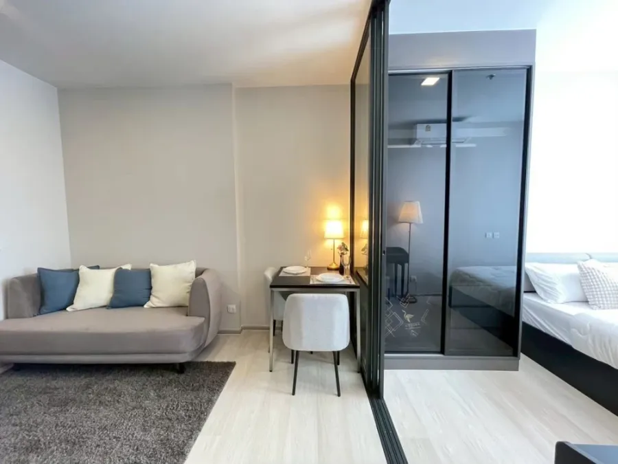 For rent: The Privacy Jatujak, 29th floor. Unobstructed view from a high floor. Separate kitchen with balcony. Fully furnished and equipped with appli