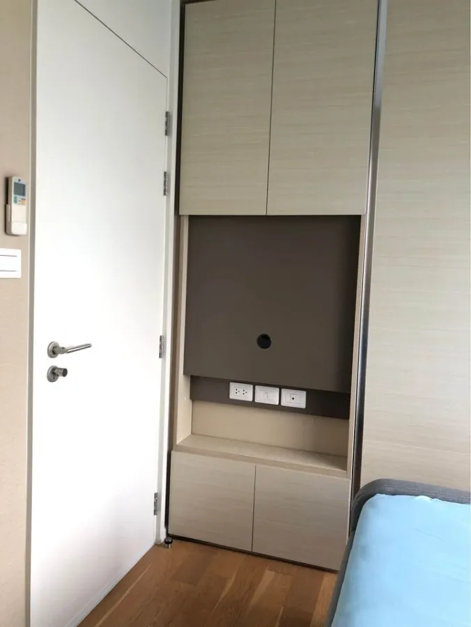 For sale: The Saint Residences, 8th floor, swimming pool view, no tall buildings blocking the view. Interested in owning one? Hurry and reserve now! U