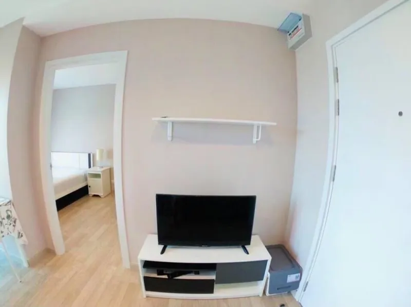For rent พลัมคอนโด โชคชัย4 1ห้องนอน เฟอร์แน่น เครื่องใช้ไฟฟ้าครบ จบที่ห้องเดียว อย่ารอช้า