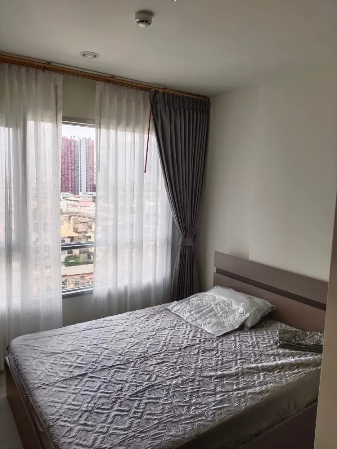 For rent: The President Charan - Yaek Fai Chai Station, 10th floor, fully furnished room, nice to live in, hurry and book now, urgent.