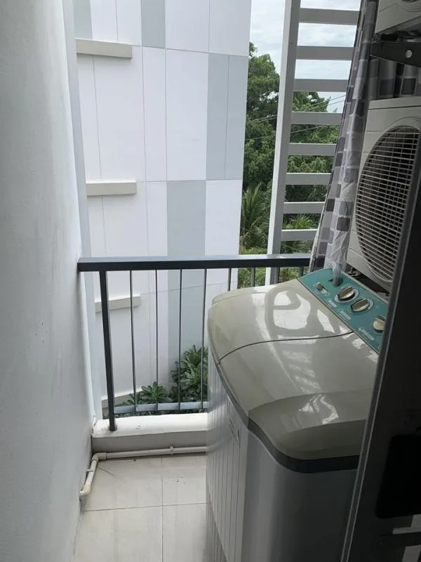 For rent, Den Vibhavadi, beautiful room, fully furnished, near shopping areas, plus at a satisfying price Hurry up to reserve now.