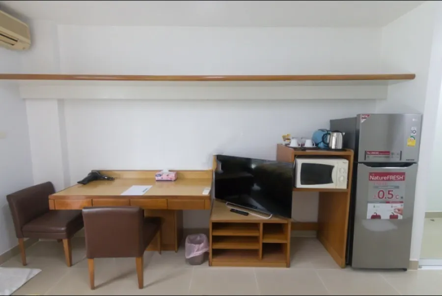 Condo for sale, rent, I-House Laguna Garden RCA, fully decorated with built-in furniture, don't miss it.
