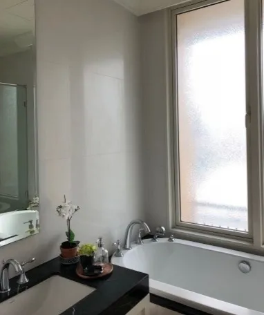 Condo for sale, rent, Royce Private Residence, fully furnished, ready to move in, good location, near MRT Asoke.