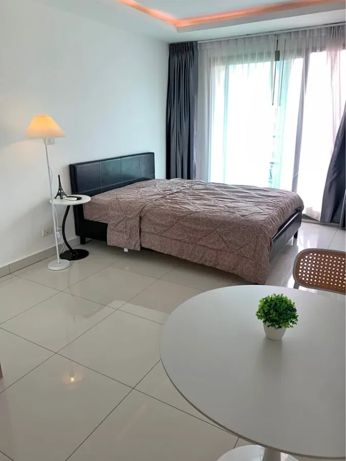 Condo for rent at Laguna Beach Resort. 3 comfortable rooms, fully furnished, affordable price. Book now!
