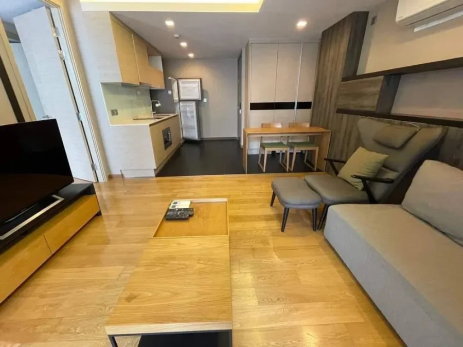 Urgently available for rent: Via Botani Sukhumvit 47, a lovely room with plenty of usable space, convenient and complete in one place. Come reserve no