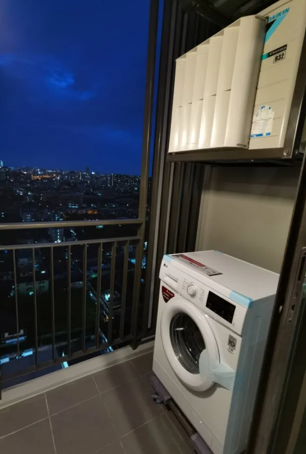 For rent!! Condo Urbano Ratchawithi, 20th floor, fully furnished, just bring your bags and move in. Don't miss out!!