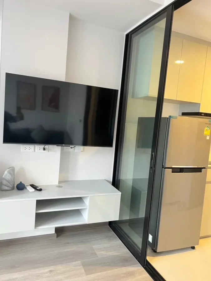 Condo for rent SOHO BANGKOK Ratchada, room ready to move in Complete facilities Don't hesitate to book now.