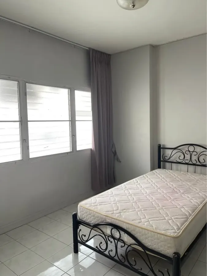 For rent: Garden Court, 6th floor, nice room, fully furnished, book now, hurry!