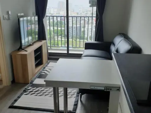 Condo for rent, Rich Park Triple Station, size 28 sq.m., 20th floor, with furniture, outside view, not blocking the view, hurry