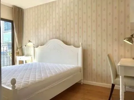 Rent/sell lette Dwell Sukhumvit 26, size 34.78 sq m, Building B, 5th floor, swimming pool view, book now.