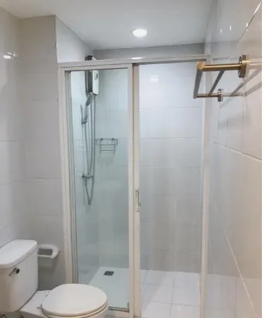 ให้เช่า คอนโดทัวร์มาลีน ไลท์ 1 ห้องนอน 28 ตรม. ระเบียงห้องนอนหันทิศใต้ ตกแต่งครบชุด จองเลย