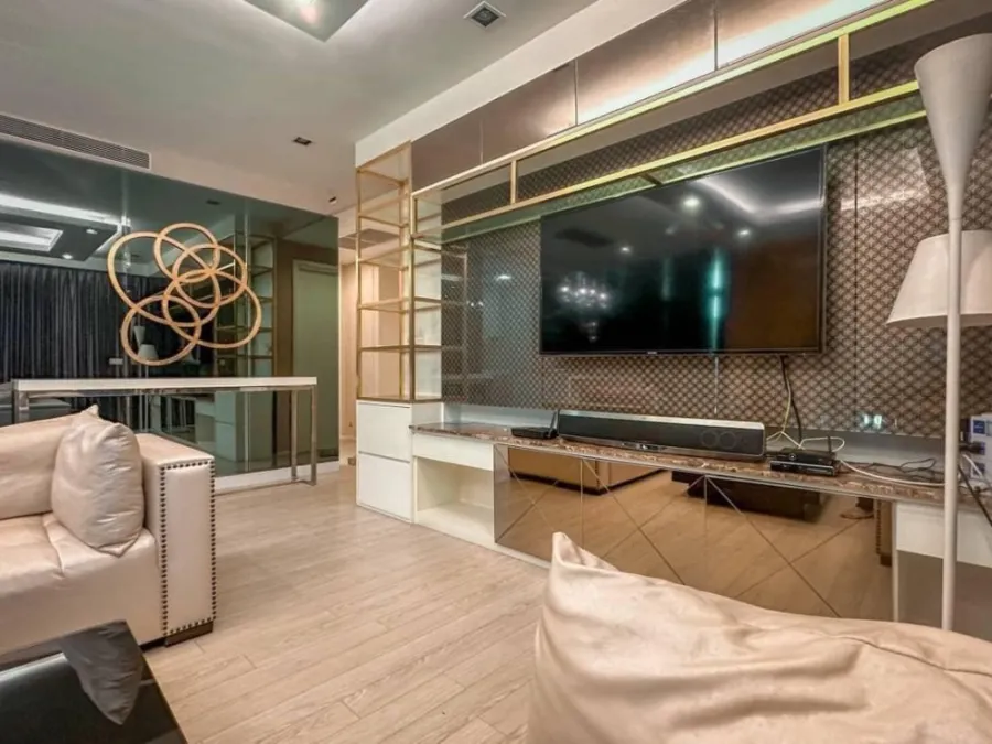 ขาย ให้เช่า เดอะ รูม สุขุมวิท 21 ห้อง Duplex พื้นที่ใช้สอยเยอะ ตกแต่งน่าอยู่ จองก่อนได้อยู่ก่อนเลย