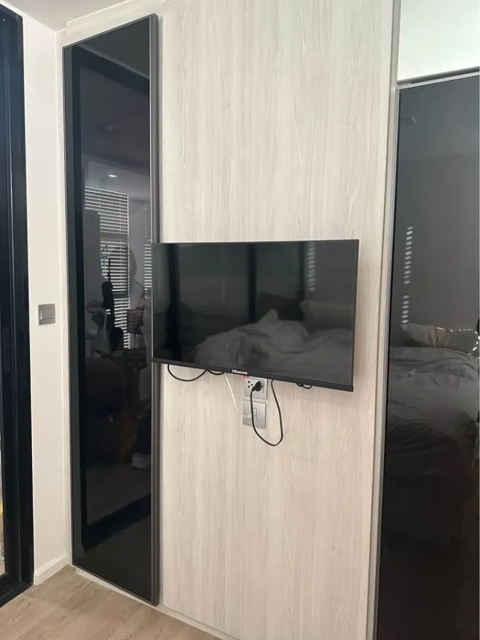 Condo Ivory Ratchada 32 for rent. Ready to move in. Fully furnished. Great price. Book now, don't miss out!