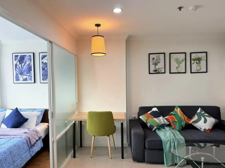 For rent: Lumpini Place Rama 9-Ratchada, a nice room with complete facilities. If you don't book, you'll miss out.