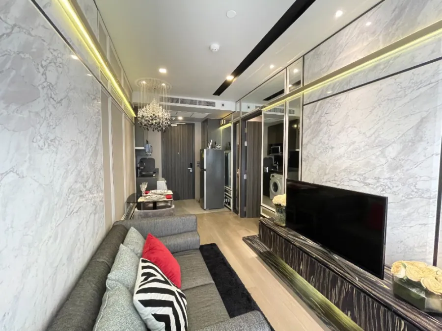 Quick sale!! Ashton Asoke Condo, beautiful room, next to BTS Asoke, fully furnished, book now!!