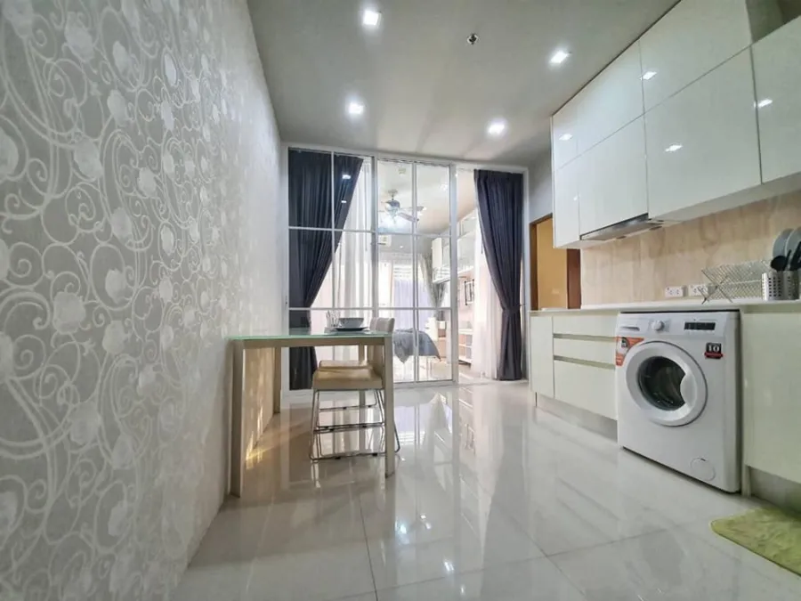Sale/rent!! Noble Revent Condo, very beautiful room, decorated with good wallpaper. Ready to move in!!