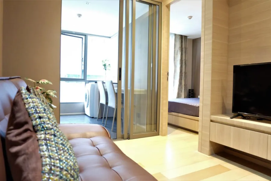 ให้เช่า Klass Condo Silom ห้องแต่งสไตล์โมเดิล เฟอร์อย่างดีทั้งห้อง ครบเครื่องเรื่องห้องดีสุดๆ จองเลย