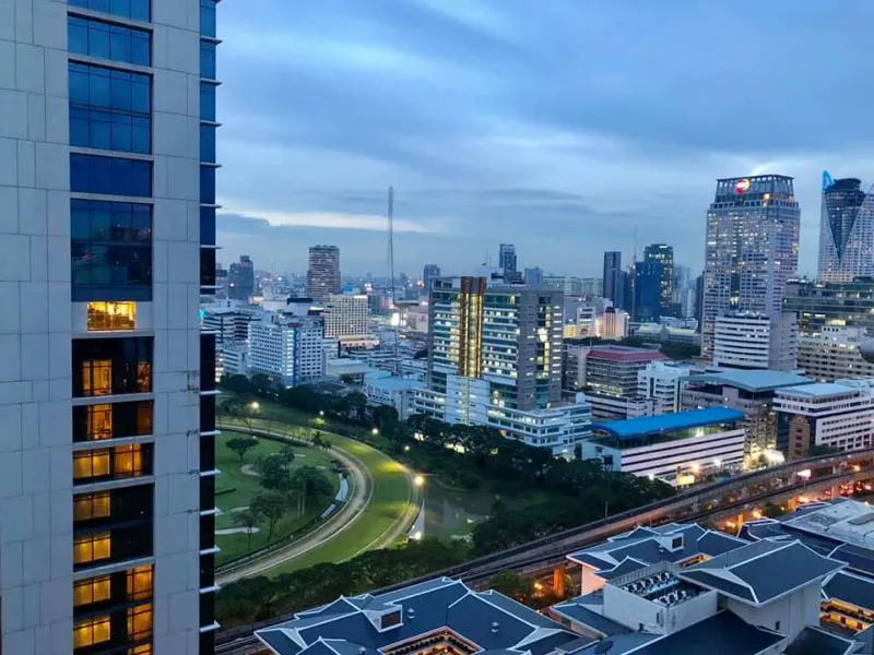 Sale / Rent Condo The Rajdamri, Duplex size 58 sqm., Beautiful room, fully furnished, do not hesitate.