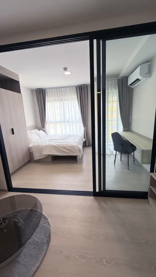 For rent: dcondo Shine Rangsit, 5th floor, pool view, fully furnished, very livable. Book now!