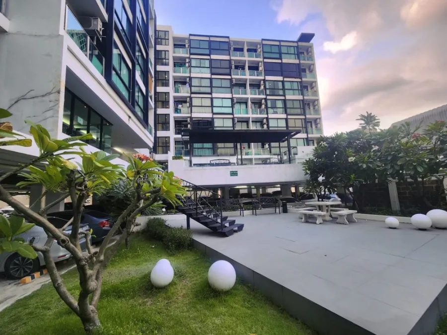 ขาย ชาโตว์ อินทาวน์ พหลโยธิน 32 ห้องตกแต่งเรียบง่าย พร้อมอยู่ เฟอร์นิเจอร์ครบชุด ห้ามพลาด