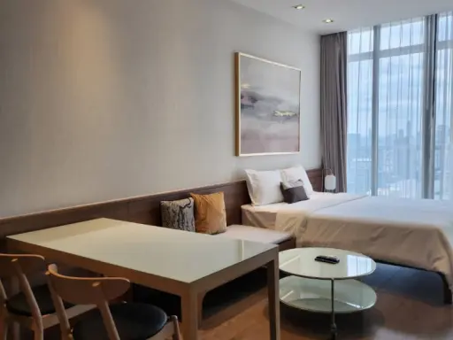 For rent: Park Origin Phrom Phong, ready to move in, 40th floor, high view, great price, hurry and reserve now, don't miss out!