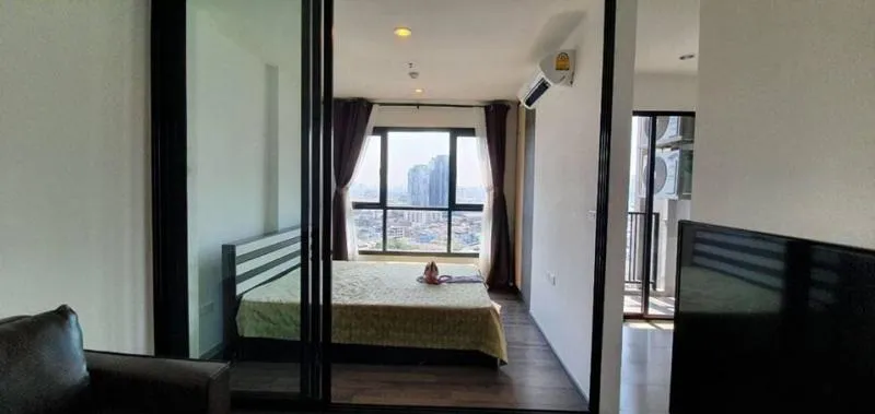 Urgent sale, The Base Park West Condo, 1 bedroom, 1 bath, fully furnished room, fully furnished, cheap