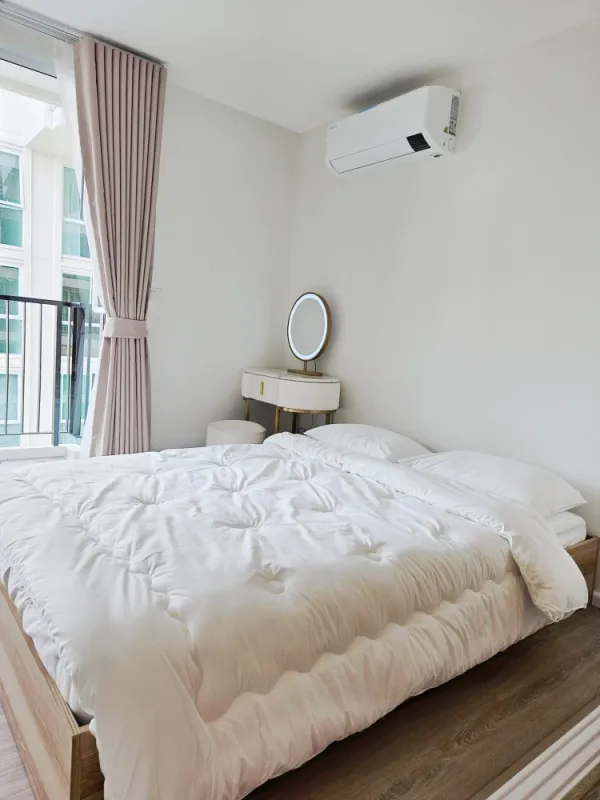 For rent sell : Chateau in town ratchayothin ห้องแต่งพร้อมอยู่ โทนสว่างอยู่แล้ว สบายตา ราคาสบายใจ จองเลย