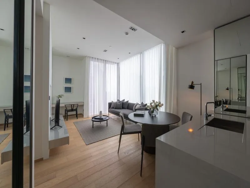 ให้เช่า คอนโด 28 ชิดลม ห้องสวย ใหญ่มาก วิวดี ทำเลเดินทางสะดวก น่าอยู่มากๆ ใกล้ห้าง ใกล้BTS จองเลย