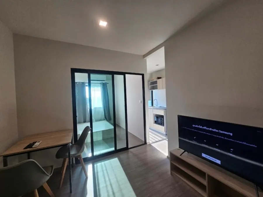For rent: Me Onnut-Rama 9, low-floor unit, comfortable and affordable. Book now!