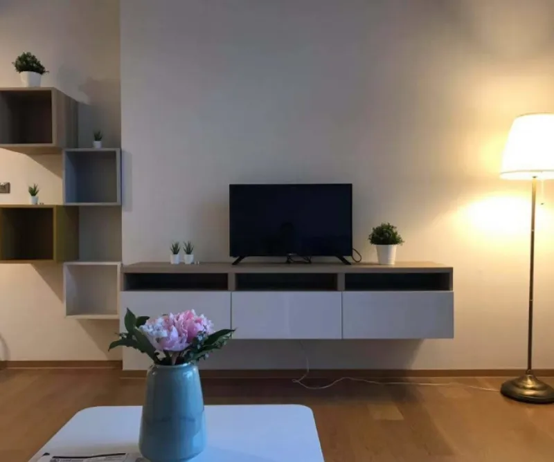 Condo Siamese Exclusive Sukhumvit 31, good location, convenient transportation, beautiful view, very nice decorated room, hurry