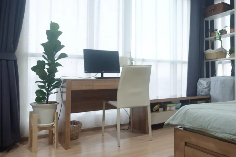 For sale: Rhythm Phahon-Ari, 34th floor, corner room, 2 bedrooms, fully furnished, ready to move in. Book now, urgent.
