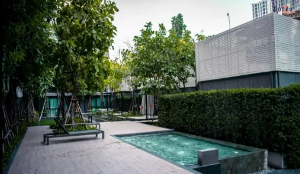 Rent a Vetara Sukhumvit 36, 2 bedrooms, complete facilities Book and not disappointed.