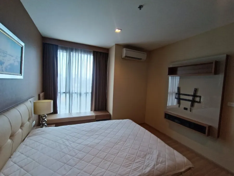 ขาย รีทึ่ม พหลฯ-อารีย์ ชั้้นสูง วิวแจ่มๆ ห้องพร้อมอยู่ เฟอร์นิเจอร์ครบชุด มาแต่ตัวเข้าอยู่ได้เลย