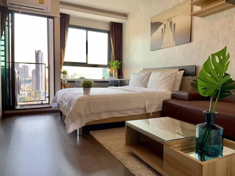 Urgent for rent !! Ideo Sukhumvit 93 Condo, corner unit, high floor, good location, close to the source of food, don't miss !!