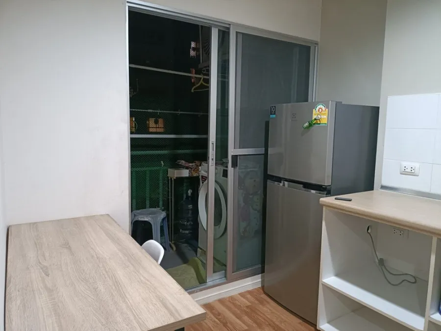 For rent Lumpini Nawamin Sri Burapha, separated rooms into sections. Fully furnished With a comfortable sofa, don't miss it.