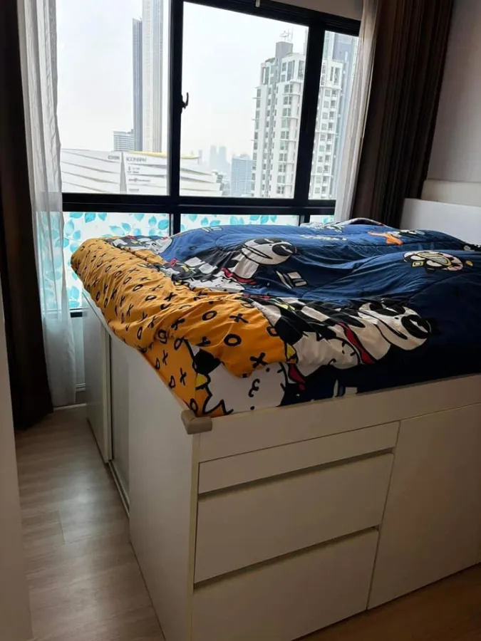 Urbano Absolute Sathorn-Taksin for sale, 25th floor, Icon Siam view, fully furnished, all in one place, great value, don't miss it.