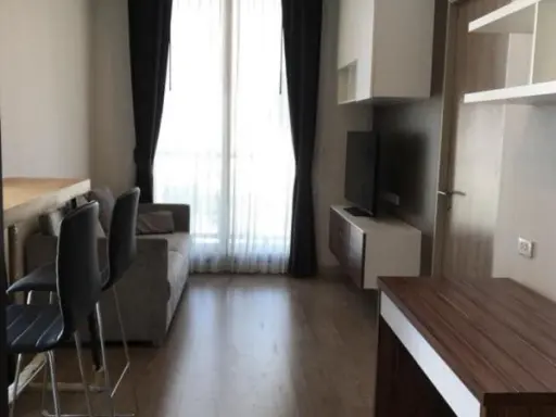 For rent, The capital Ratchaprarop, Vibhavadi, beautiful decoration, very attractive to the eye. Fur. Pack your bags and move in.