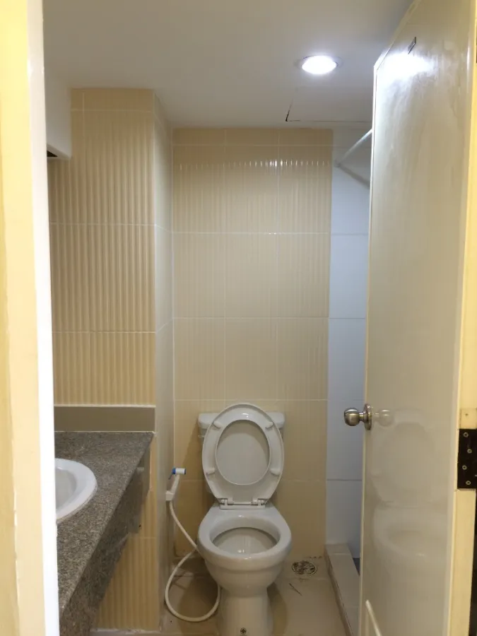 For rent!! Condo Family Park Lat Phrao 48, complete amenities. Ready to move in, don't miss out, book now!!