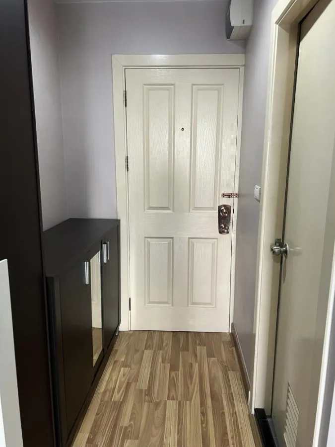 For sale: Regent Home 15 Chaengwattana, sixth room available, 14th floor, large sofa, very comfortable to sit and lie on. Hurry and reserve now.