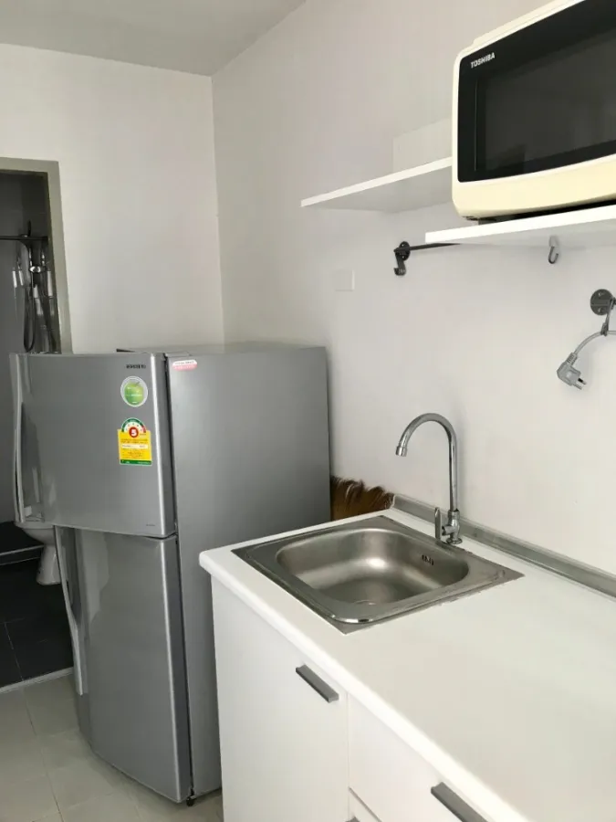 For rent!! The Kith Lam Luk Ka Klong 2 (Phase 1), 4th floor, Building C, fully furnished. Bring your bags and come in!!