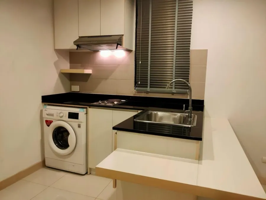 ให้เช่า Infiniti Condo ห้องชั้น 6 บรรยากาศดี เฟอร์และเครื่องใช้ไฟฟ้าครบครัน ไม่จองไหวหรอ