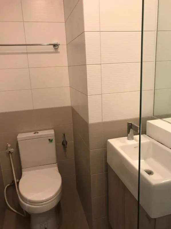 Ideo Q Chula Samyan, 1 bedroom for rent, simple decoration. Affordable price Pool view, ready to move in today